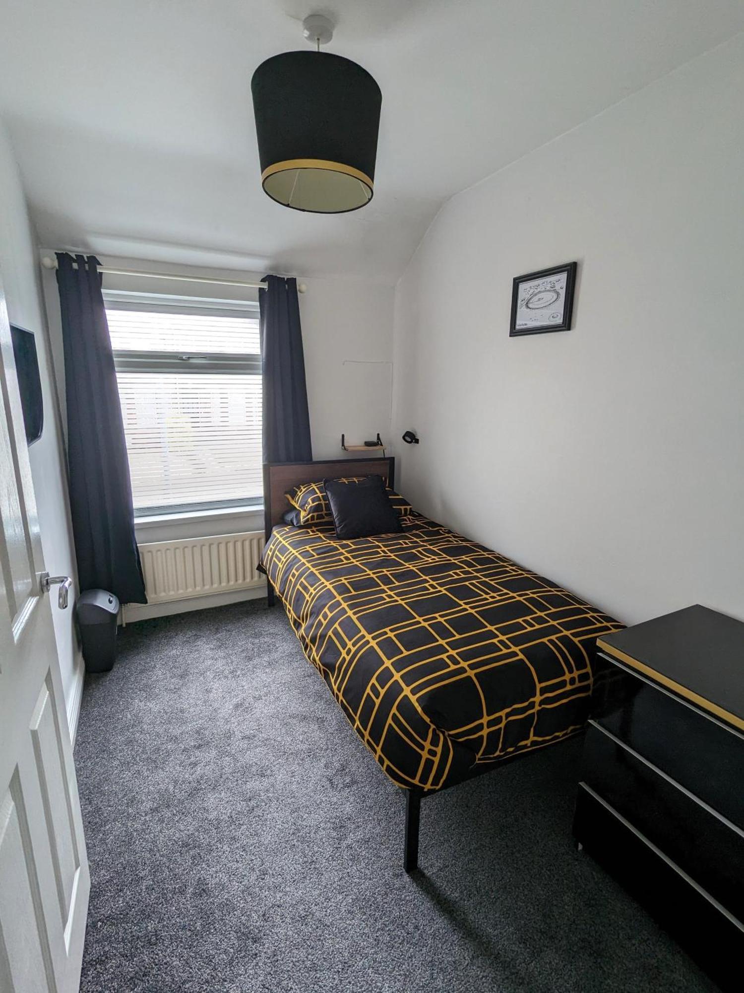 Вілла Heart Of Belfast With Private Garden Екстер'єр фото